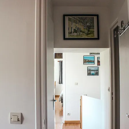 Paisible En Bord De Seine Avec Wifi Et Terrasse - Fr-1-527-54 * Moisson