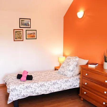 Paisible En Bord De Seine Avec Wifi Et Terrasse - Fr-1-527-54 * Moisson